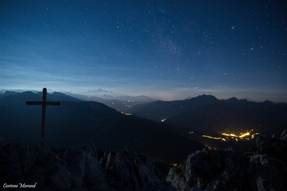 La vallée depuis le sommet d'Ouzon